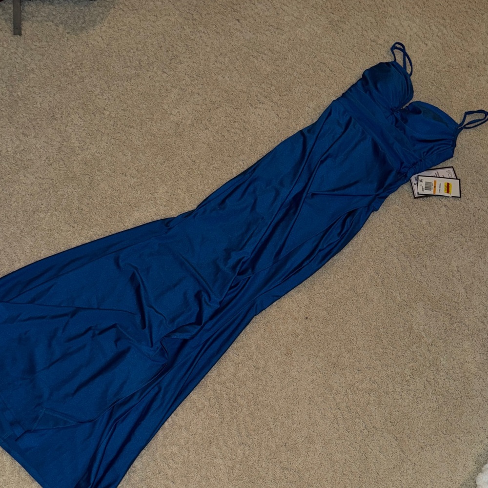 Elegant Blue Maxi Dress